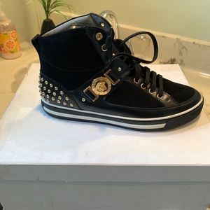 authentic Versace sneaker